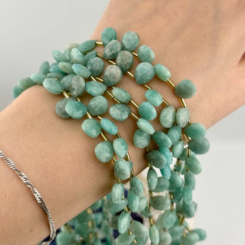 Бусины Амазонит размер 8,2*10,4мм натуральный камень