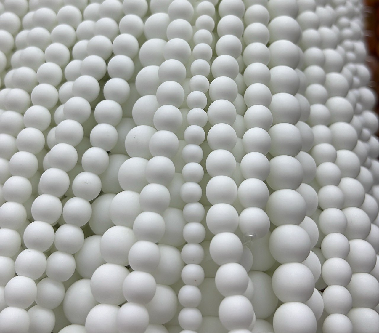 Бусины Агат белый гладкий матовый шар 4 6 8 10мм натуральный камень
